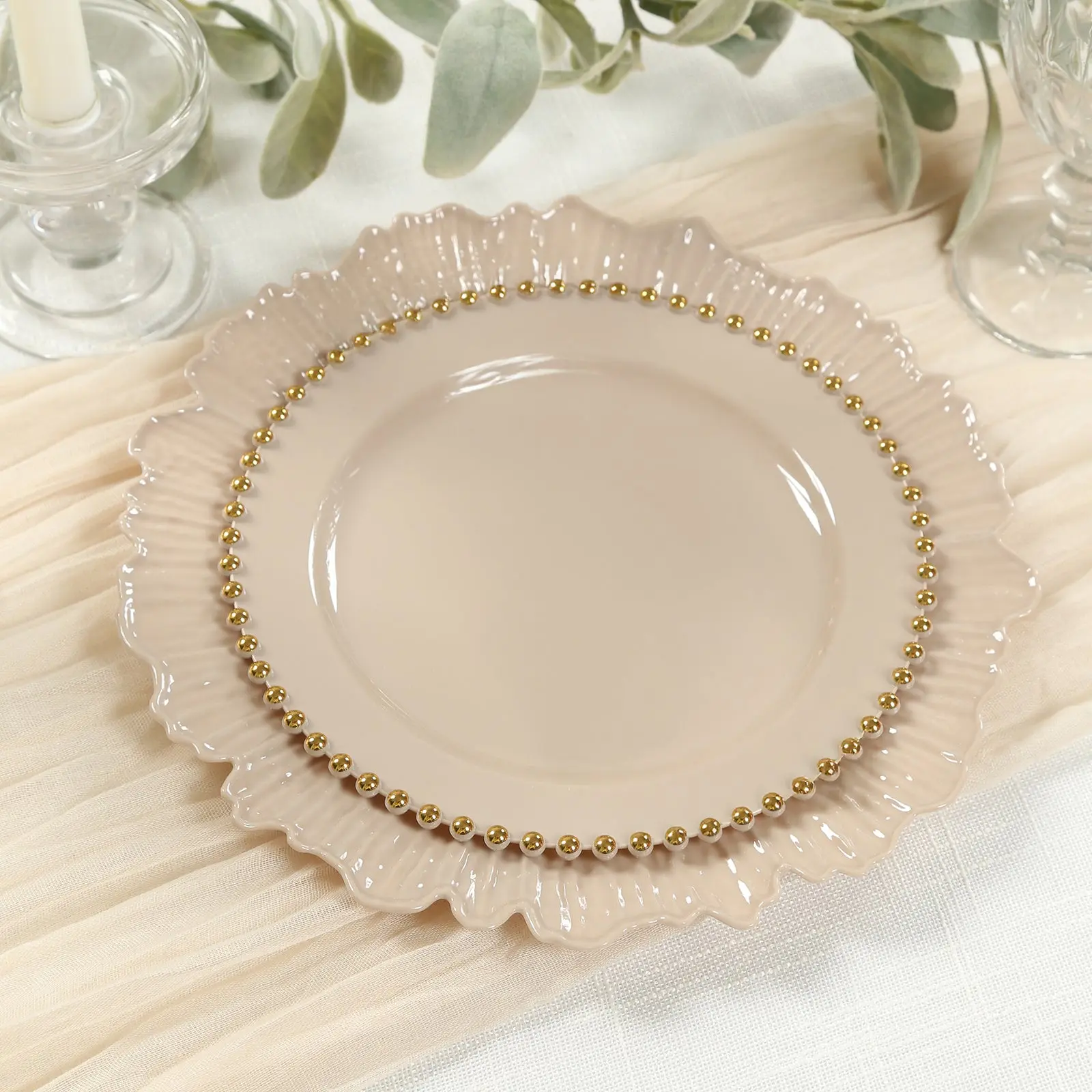 Elegant Plastic Dessert Plates, 10-Pack Taupe 8" Round Disposable Plates with Gold Beaded Rim for Parties, Weddings, Elegant Plastic Plates