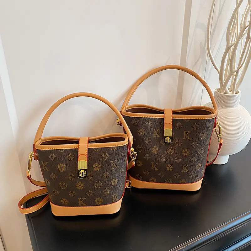 2026 Spring Vintage Pattern Handbag, Large Capacity Commuting Bucket Bag, Light Luxury Versatile Crossbody Bag, Women's Trendy Shoulder Bag