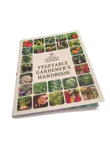 The Old Farmer's Almanac Vegetable Gardener's Handbook - Illustrated Edition for Efficient Garden Planning & Soil Care Techniques
