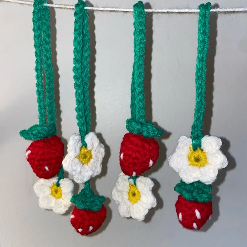 Crochet Strawberry Bookmarks - Fruit Theme Book Accessories, Decorative Paper Page Markers for Book Lovers