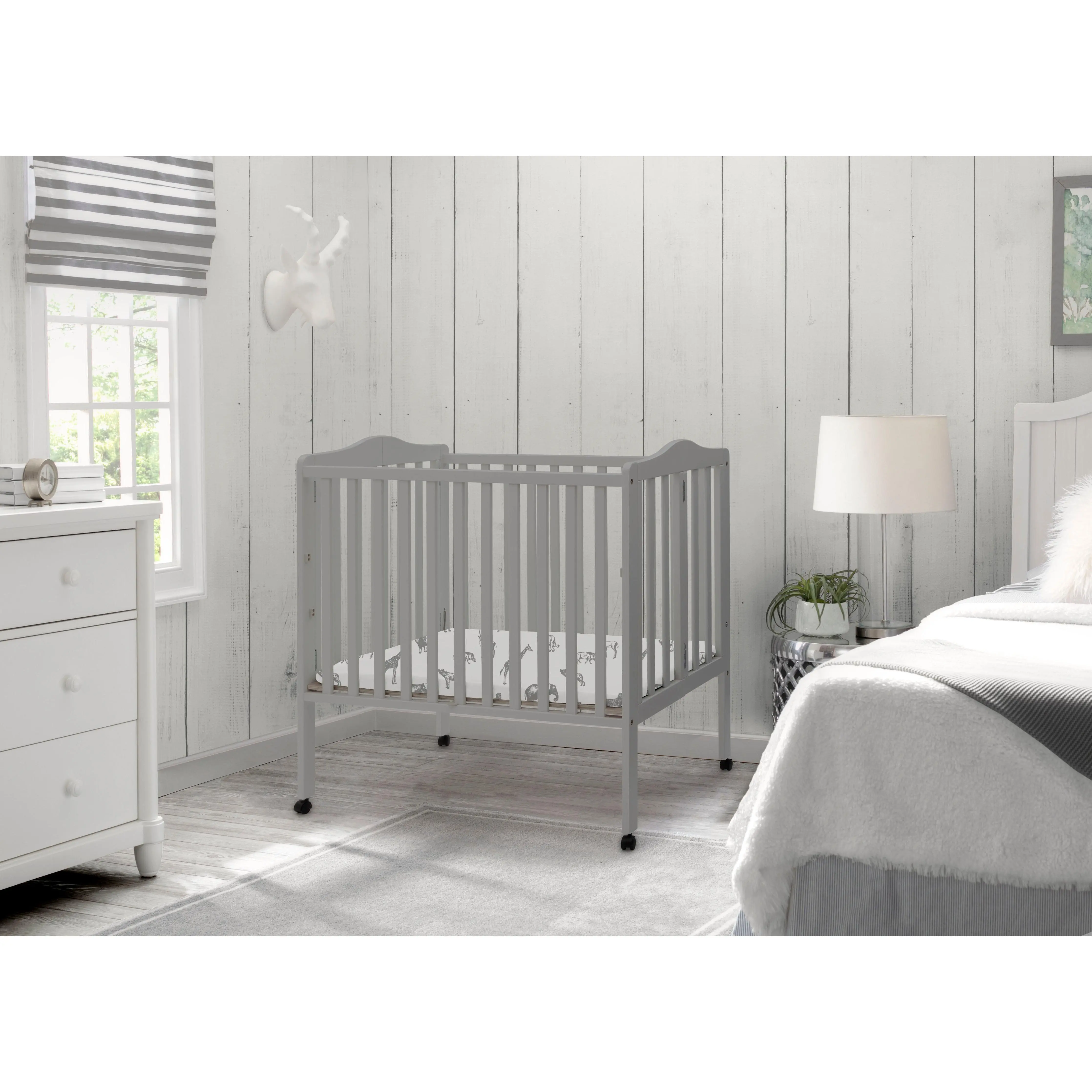 Folding Portable Mini Baby Crib with 1.5-inch Mattress Folding Portable Mini Baby Crib with 1.5-inch Mattress