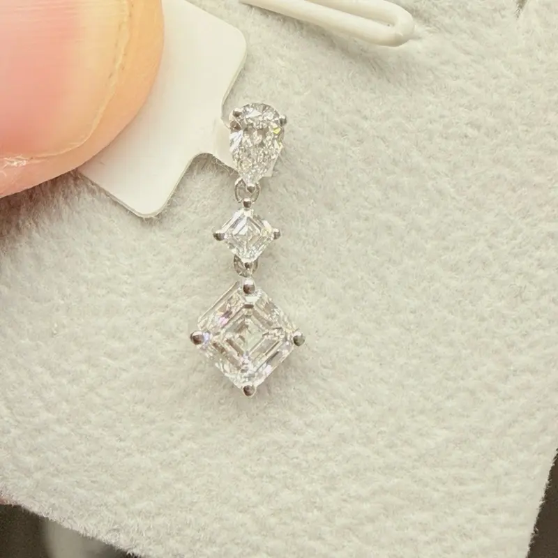 14K 0.96ctw Lab Grown Pendant