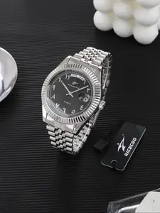 Men's classic Arabic numeral circular dial quartz watch, fashionable and versatile accessory, displaying week and date, men's gift watch with box, Multifunctional Watch, Stainless Steel Watch!