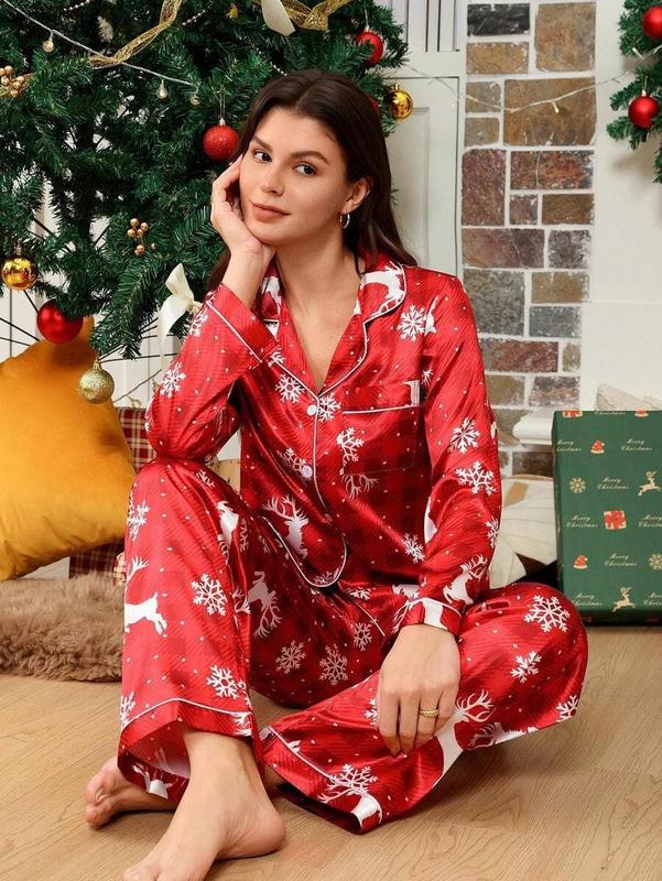 Christmas Pajama Set – Women’s Green Faux Silk Top & Pants with Snowflake & Letter Print – Cozy Holiday Sleepwear for Fall & Winter