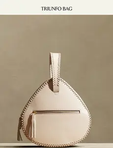 Pre-owned BANANA REPUBLIC Leather clutches & wristlets Triunfo Wrist Bag