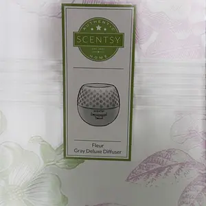 Scentsy Fleur Gray Deluxe Diffuser