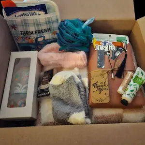 Mystery Blind Date With a Book Bundle Large