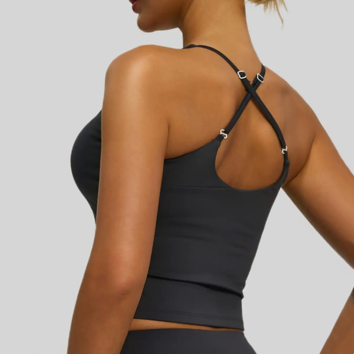 Women's fitness yoga sports bra, with built-in cups and a neck strap design, is suitable for physical exercises and outdoor running.