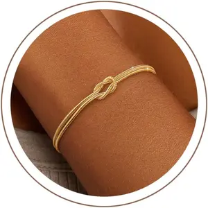 Silver women's gold bracelet, fashionable 14K gold-plated bracelet, not easy to fade, exquisite and stackable, multi-layer chain heart-shaped pearl knot bracelet set, charming Mother's Day jewelry gift, holiday gift, couple's gift, exquisite gift