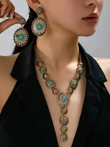Vintage Boho Style Textured Carved Floral Design Turquoise Inlaid Pendant Necklace & Earrings Jewelry Set, Western Charm for Daily Wear
