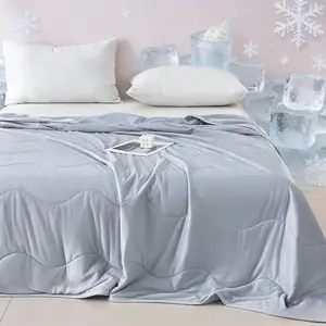 High-Efficiency Cool Air Conditioning Summer Blanket, Strong Cooling, Lightweight Breathable, Soft Smooth, Comfortable Bedding