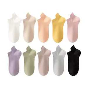 Random 1 Pairs Solid Color Cartoon  Sports Socks, Breathable Comfort Casual Style, Unisex Kids Daily Wear