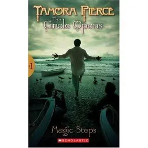 USED-Magic Steps by Tamora Pierce (Paperback)
