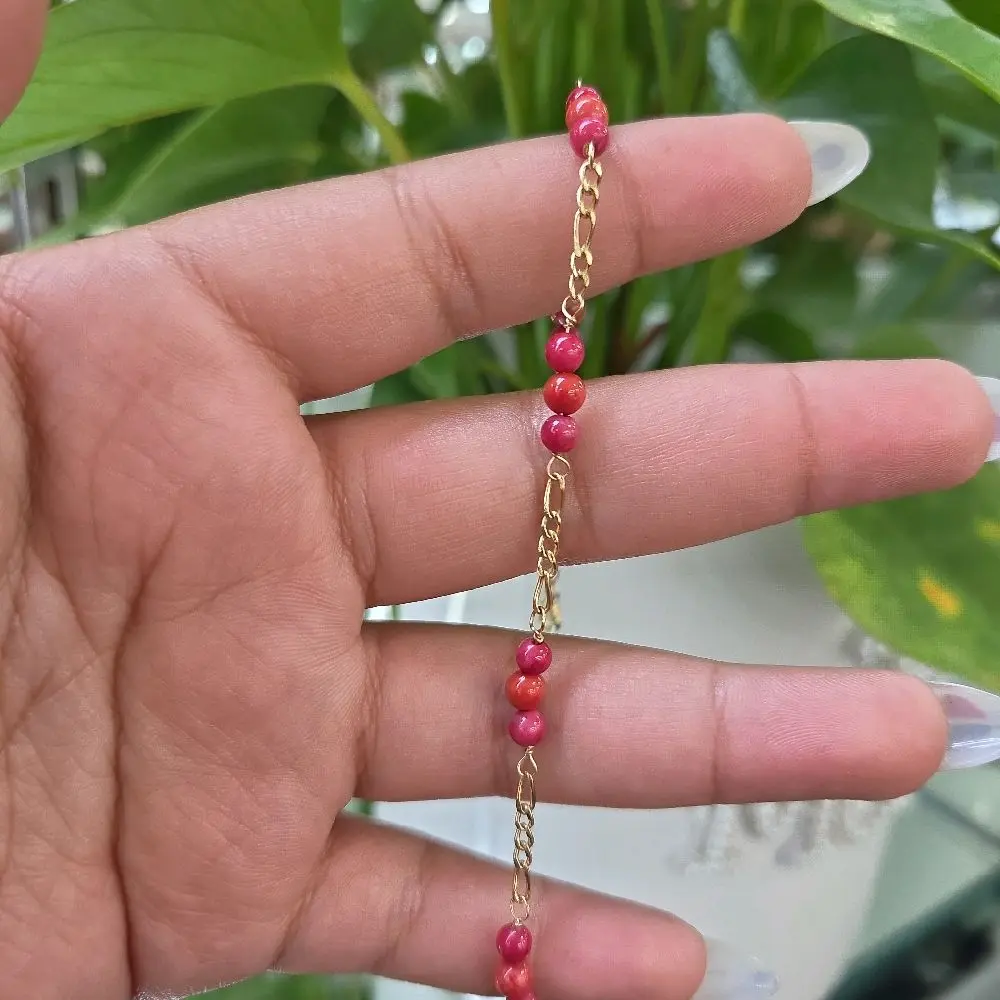 Pulcera figaro en oro 14kr con bolitas rosas