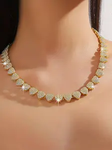 Luxury Full Diamond Hip Hop Cuban Chain Cuban Link Design Water Drill Heart Necklace, Stylish Jewelry Accessory, Perfect Gift for Him Her, Love Heart Necklace, Alloy Necklace