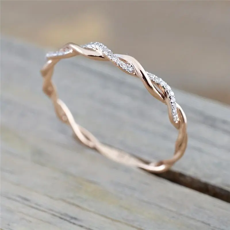 Female Everyday Wear Ring, Small Simple Exquisite Fashionable Women's Costume Jewelry