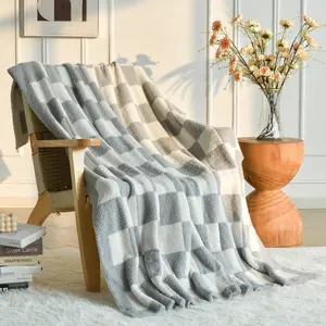 Checkered Throw Blanket for Couch, Light Grey Checkerboard Blankets with Soft Fluffy Microfiber for Bed Sofa, Cozy Knit Lightweight Decorative Travel Bed Blanket for Camping Picnic, 60"x80"