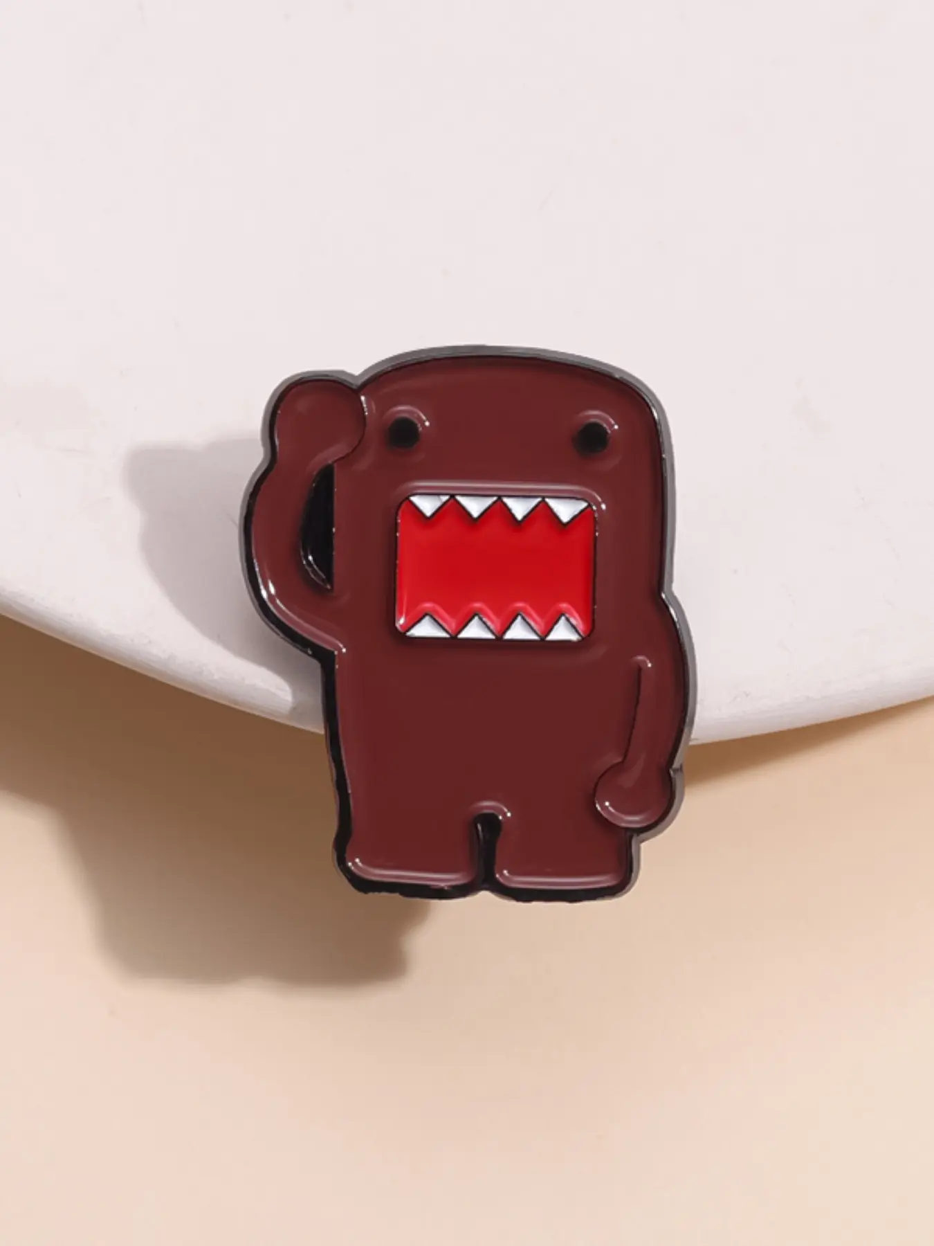 Vintage Japanese Cartoon Mascot Brooch, Zinc Alloy Enamel Material, Cute Cartoon Style Decoration, Unisex Design, Daily Wear Accessory Gift, Durable Metal Pins, Lapel Pins