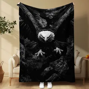 Ultra-Soft Hawk Theme Flannel Blanket, Low Allergy Washable Thick Plush Throw, Perfect Gift for Eagle Fans