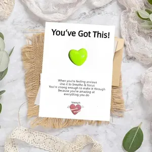 Resin Heart Pocket Hug Cards, 1-100pcs Classroom Kindness Gift Cards, Emotional Milestone Gifts for Friends & Family
