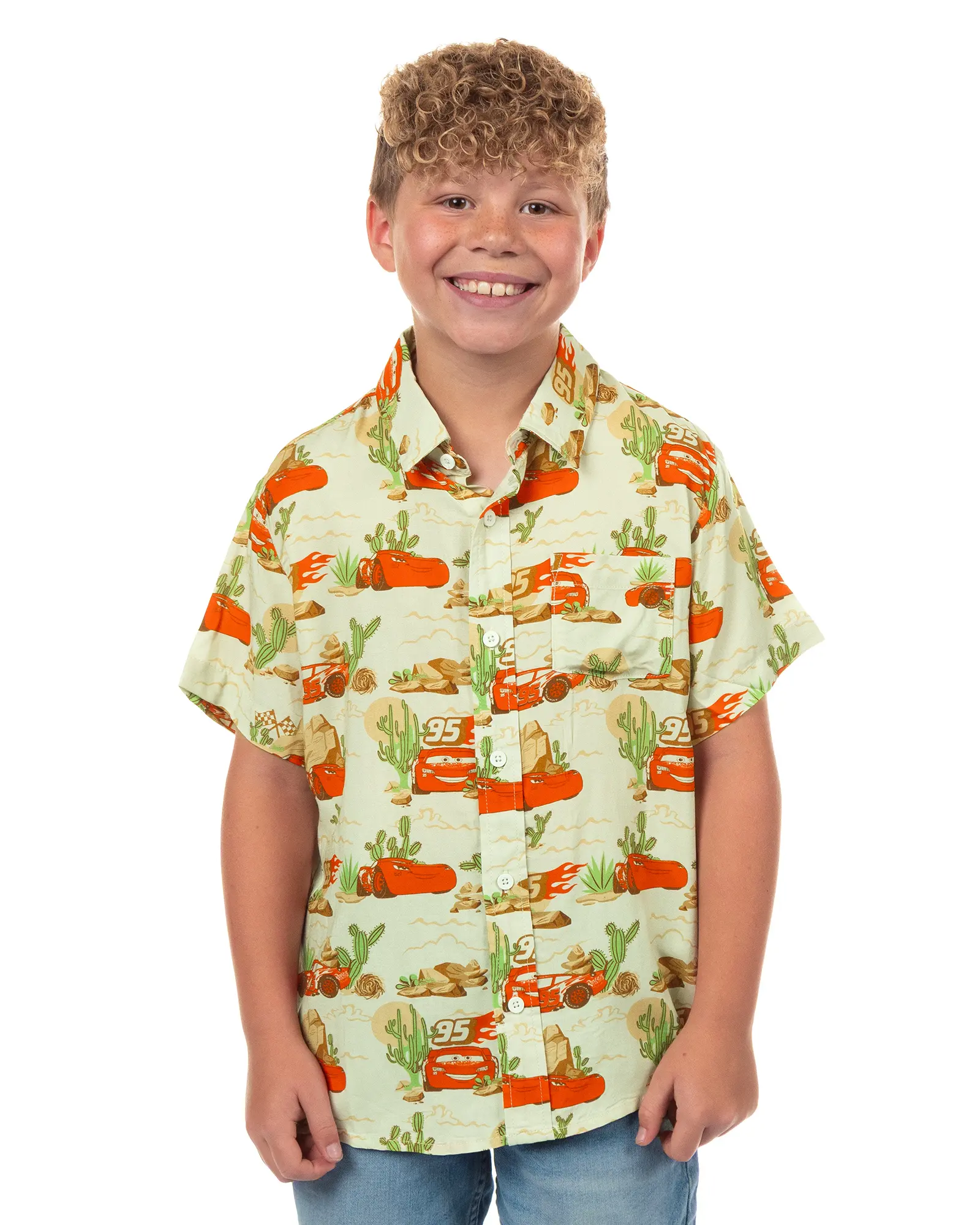 Boys' Disney Cars Casual Button-Up Hawaiian T-Shirt, Short-Sleeve Woven Top with Boys' Sizing, Left Chest Pocket, Low Ironing, Machine Wash Gentle, All-Over Print, Relaxed, Rayon, Short Sleeve Tops, Relaxed Fit, M, Cartoon Style, Collared Neck