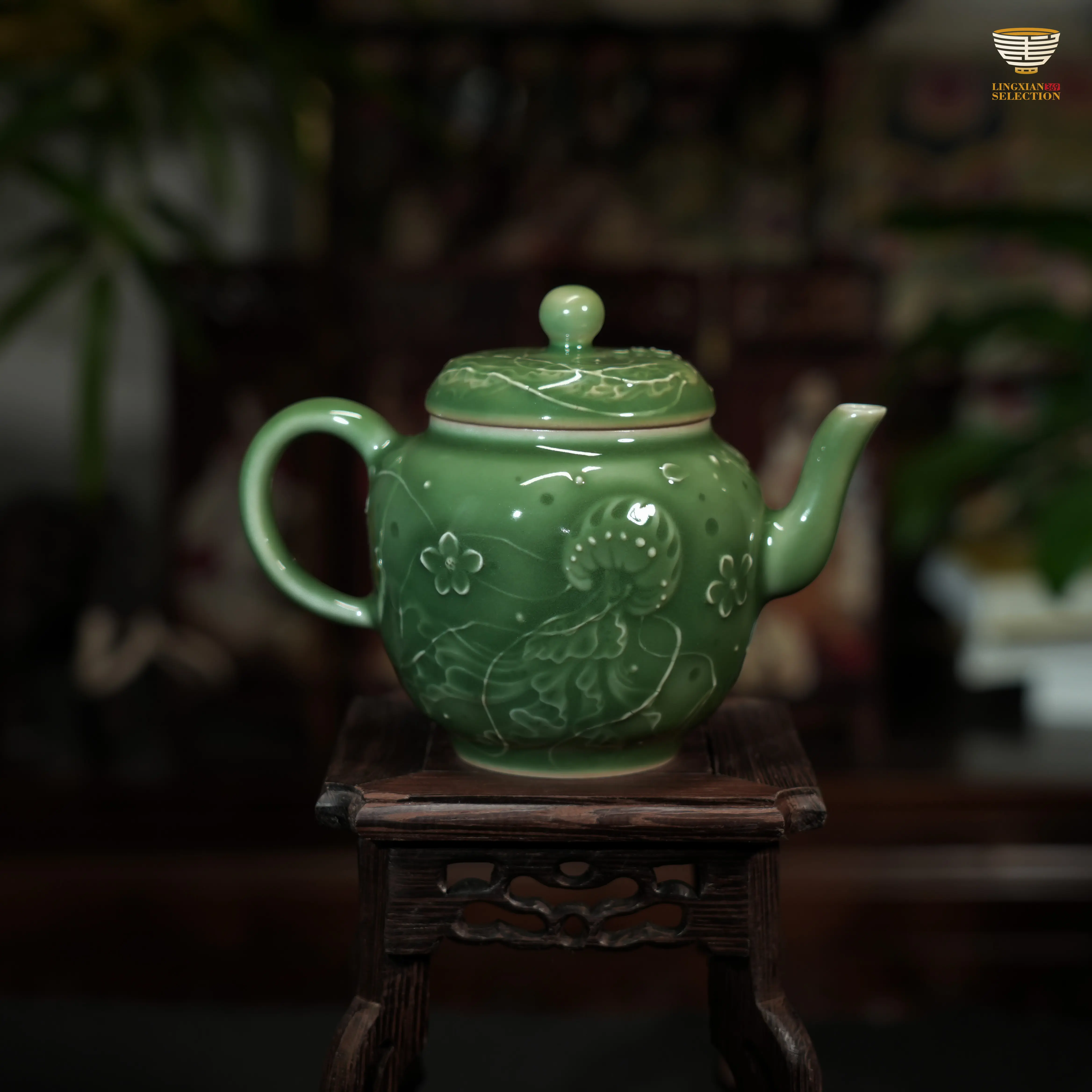 Chen Guo Jellyfish Series Longquan Celadon Teapot, Teacup & Tea Tray | Hand-Carved Ceramic Art | Original Designer Collection