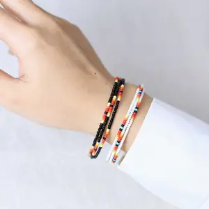 Native American Beaded Bracelet - Handmade Boho Minimalist Jewelry for Women