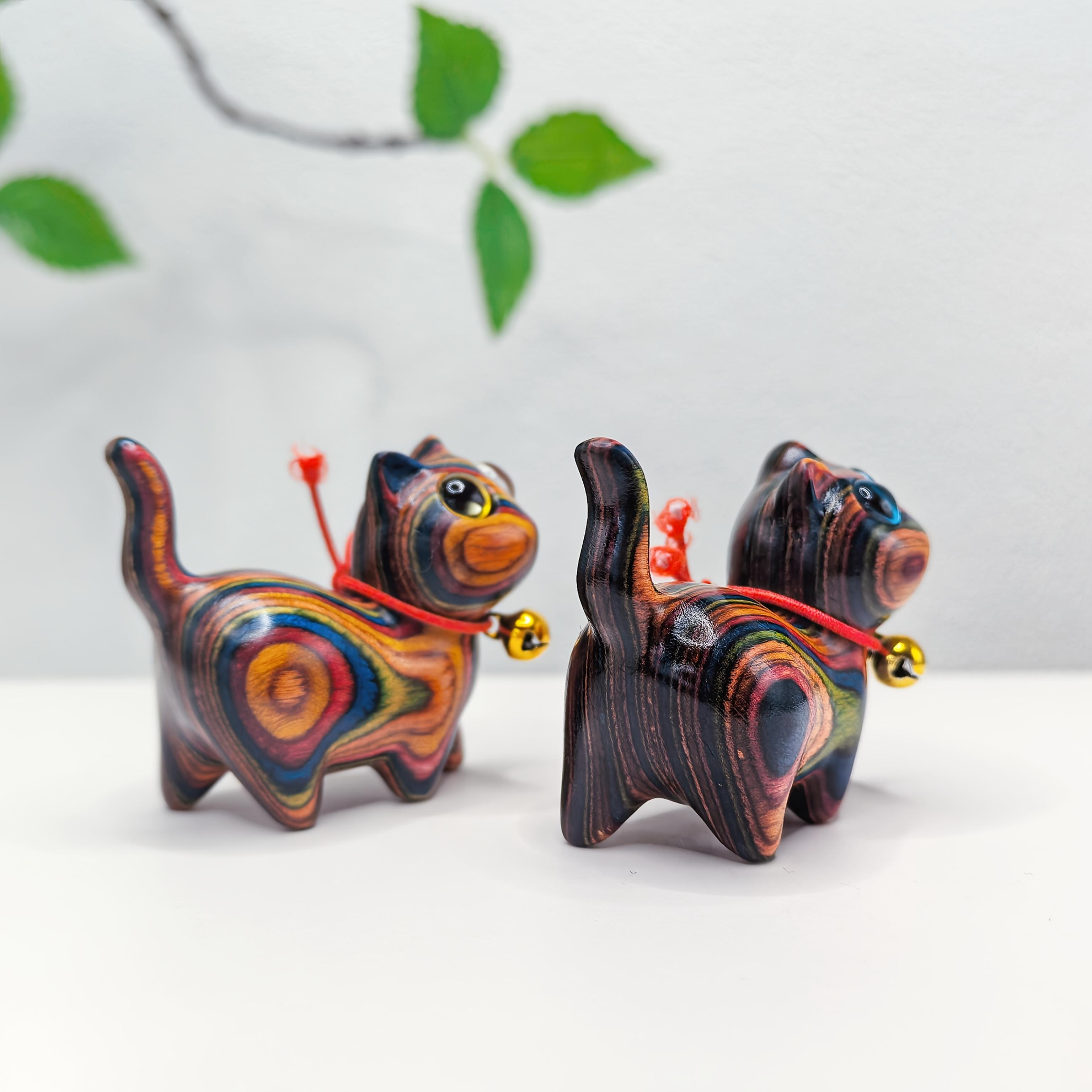 2Pcs Rainbow Wood Carved Cat Figurines with Bell, Cute Kitten Desk Decor, Mini Home Ornament Gift