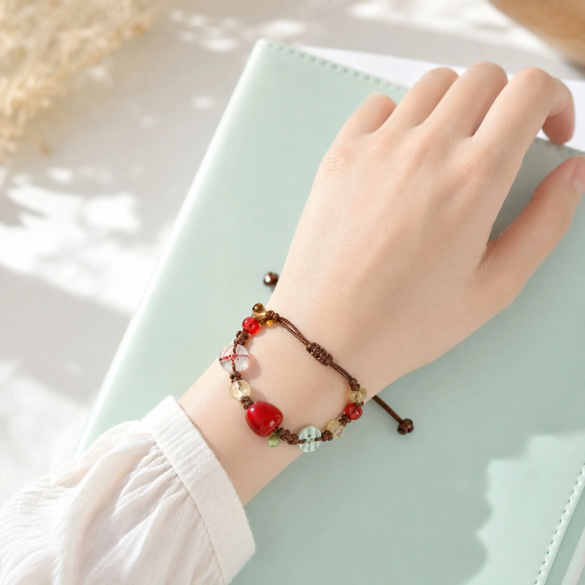 Handmade Ceramic Apple Charm Bracelet with Star Charms, Adjustable Resin Button Fit, Vintage Elegant Daily Jewelry for Ladies, Trendy Fashionable Accessories, Valentine's Day Gift for Her - MM2