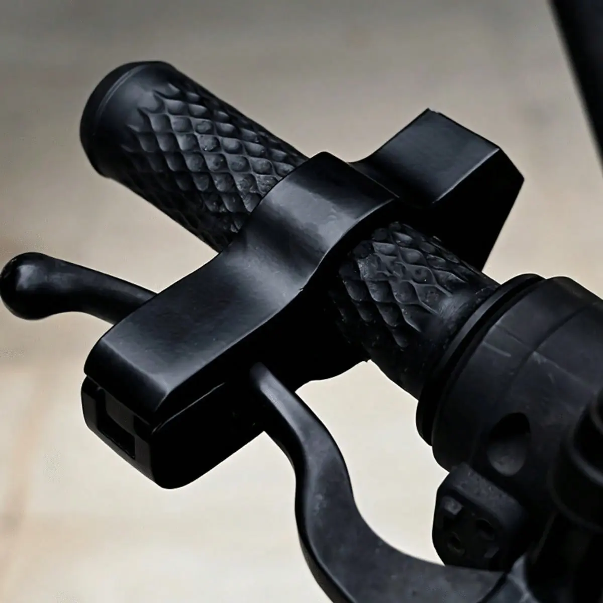 1 piece of aluminum alloy anti-theft handlebar lock Secure Lock suitable for electric bicycles, motorcycles, and scooters Bicycle Accessories Security Lock