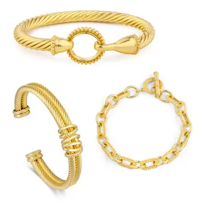 Aprilery Women’s 3-Piece Bracelet Set – Twisted Toggle Clasp Bangle, Open Twisted Cuff, & Textured Link Chain, Bold Minimalist Design, Perfect for Daily Layering/Special Occasions, On-Trend Fashion Accessory