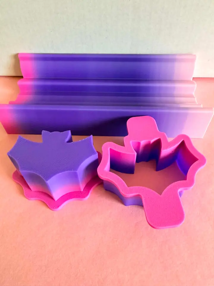 Bat Shaped Cake Pop Cutters/Pusher/Tray