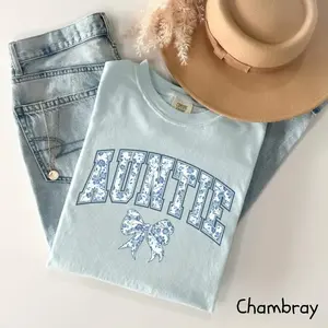 Comfort Colors Auntie Shirt, Cute Auntie Shirts, New Aunt Gift, Pregnancy Announcement, Gift for Aunt