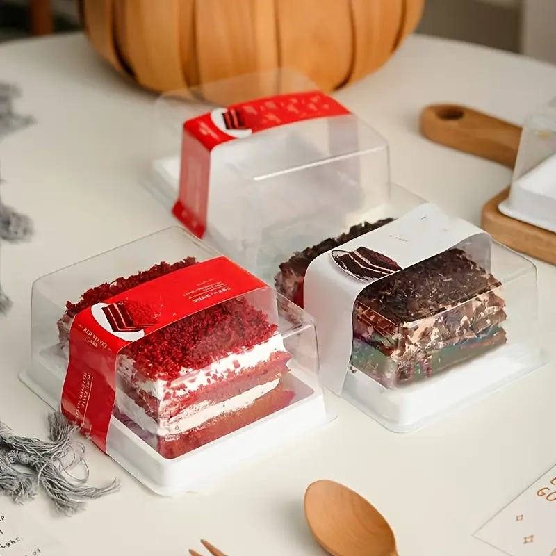 50PCS White Base Square Cake Boxes with Secure Lids, Disposable Plastic Dessert Containers for Cake, Mousse, Tiramisu, Pastry, Ideal for Wedding, Party Home Supplies Festive Disposable Tableware, Secure Lid, Square Box