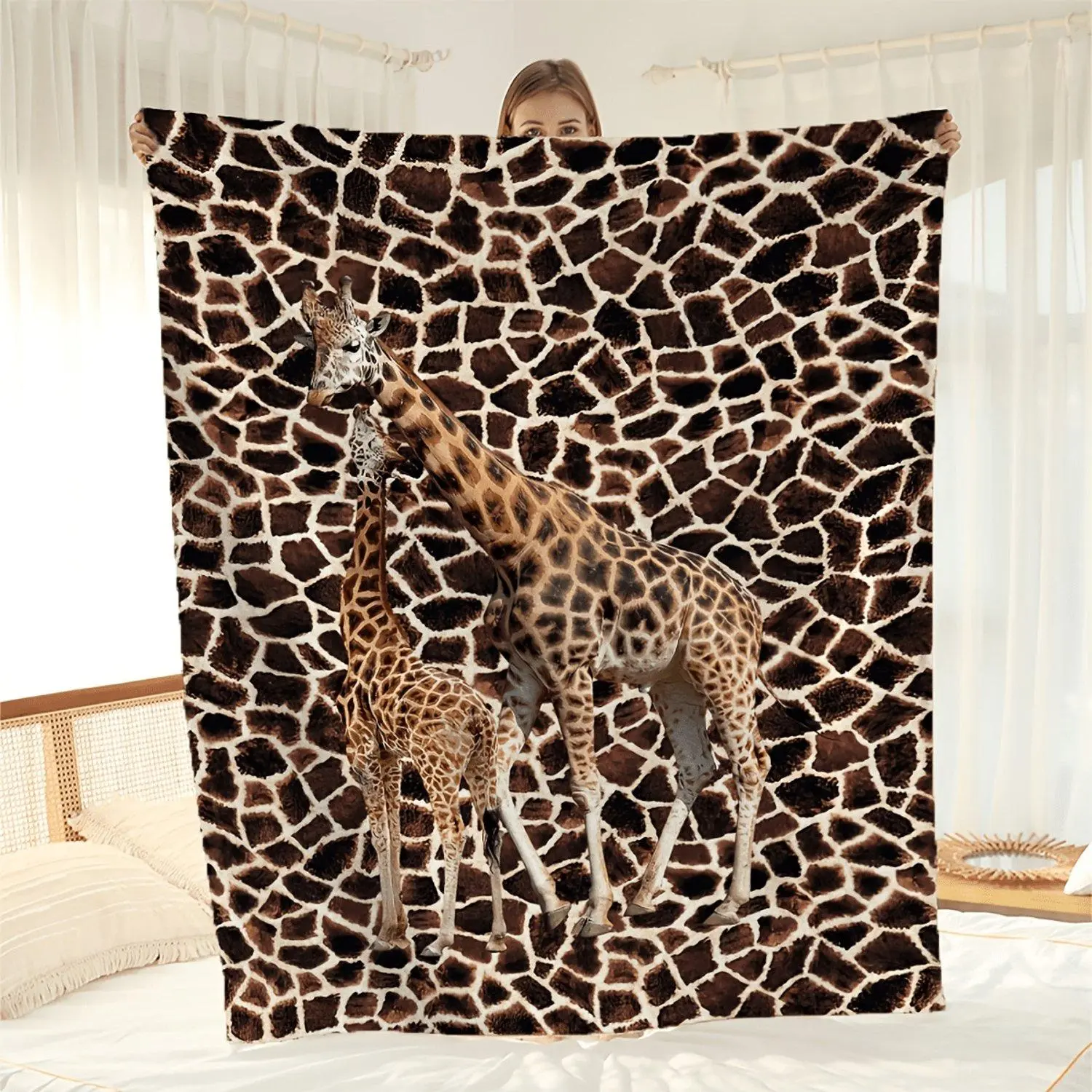 Luxurious Giraffe Print Flannel Blanket Cozy All Season Throw with Vivid Animal Design for Home Decor and Warmth Soft Plush Stylish Comfort