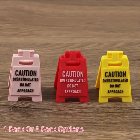 1Pc Mini Caution Overstimulated Do Not Approach Desk Sign, Plaque Sign, Funny Novelty Tabletop Ornament, Cute Desk Signage Decor for Office, Home Desktop and Funny Gift Accessories, Decorative Plaque, Desk Signage Decoration