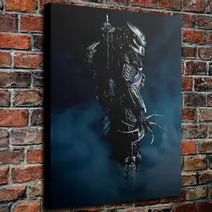 2D Flat Surface Home Decoration, Halloween, Christmas, Artistic Printing Photo - Alien Predator Warrior Canvas Art: Sci-fi Movie Prop Replica, Suitable for Home or Office Decoration - 11.8x15.7inch