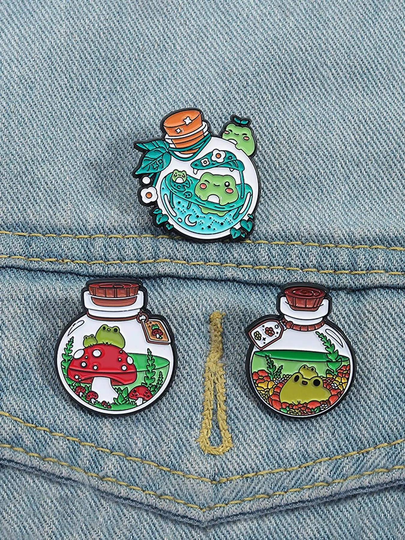 3-Piece Cute Cartoon Frog Mushroom Potion Bottle Enamel Pin Set, Adorable Animal Alloy Brooches for Fashion Accessories, Stylish Backpack Badge, Drop Set Pins, Lapel Pins