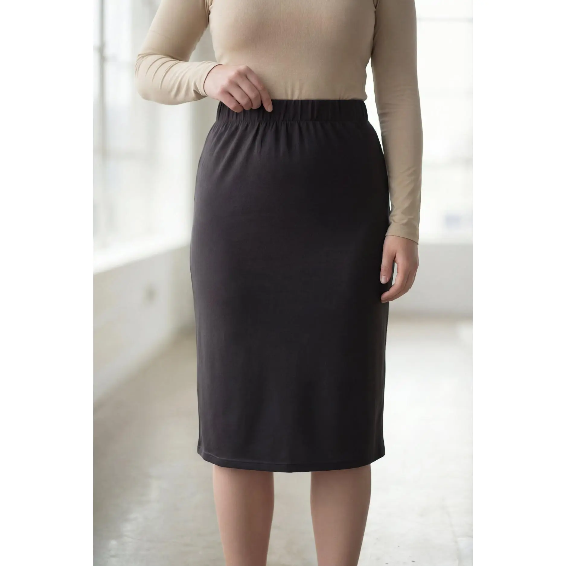 Modest 27" Lightweight Lined Pencil Skirt in Steel Grey