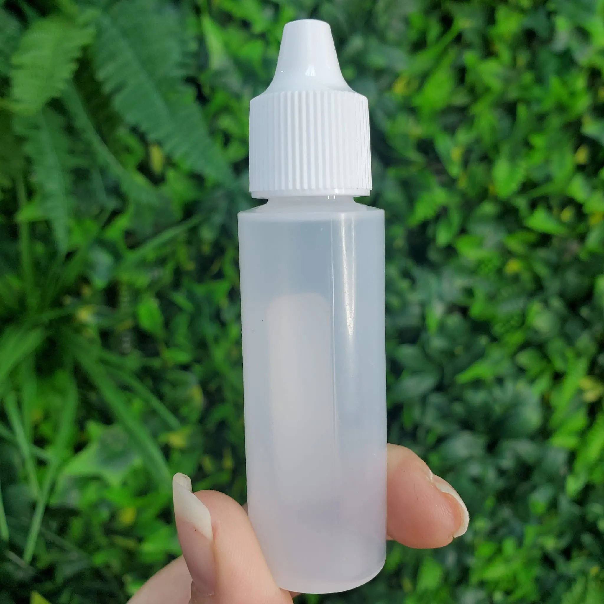 theMUAproject .5oz Squeeze Bottle with Cap