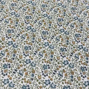 1 yard Dainty small floral fabric 100% cotton