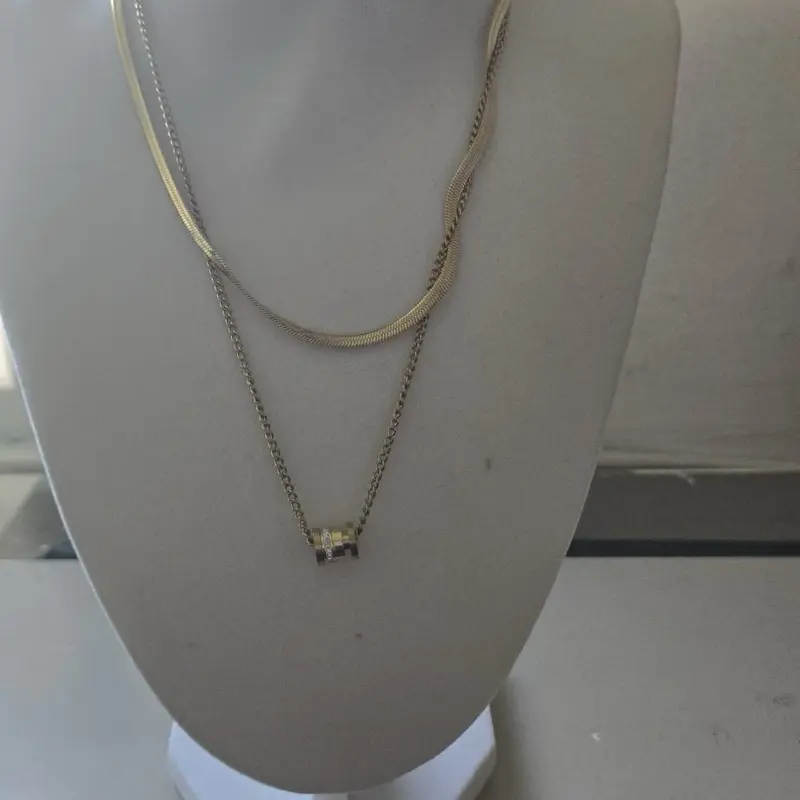 Women's  Pendant Necklace, Minimalist Design for Daily Wear