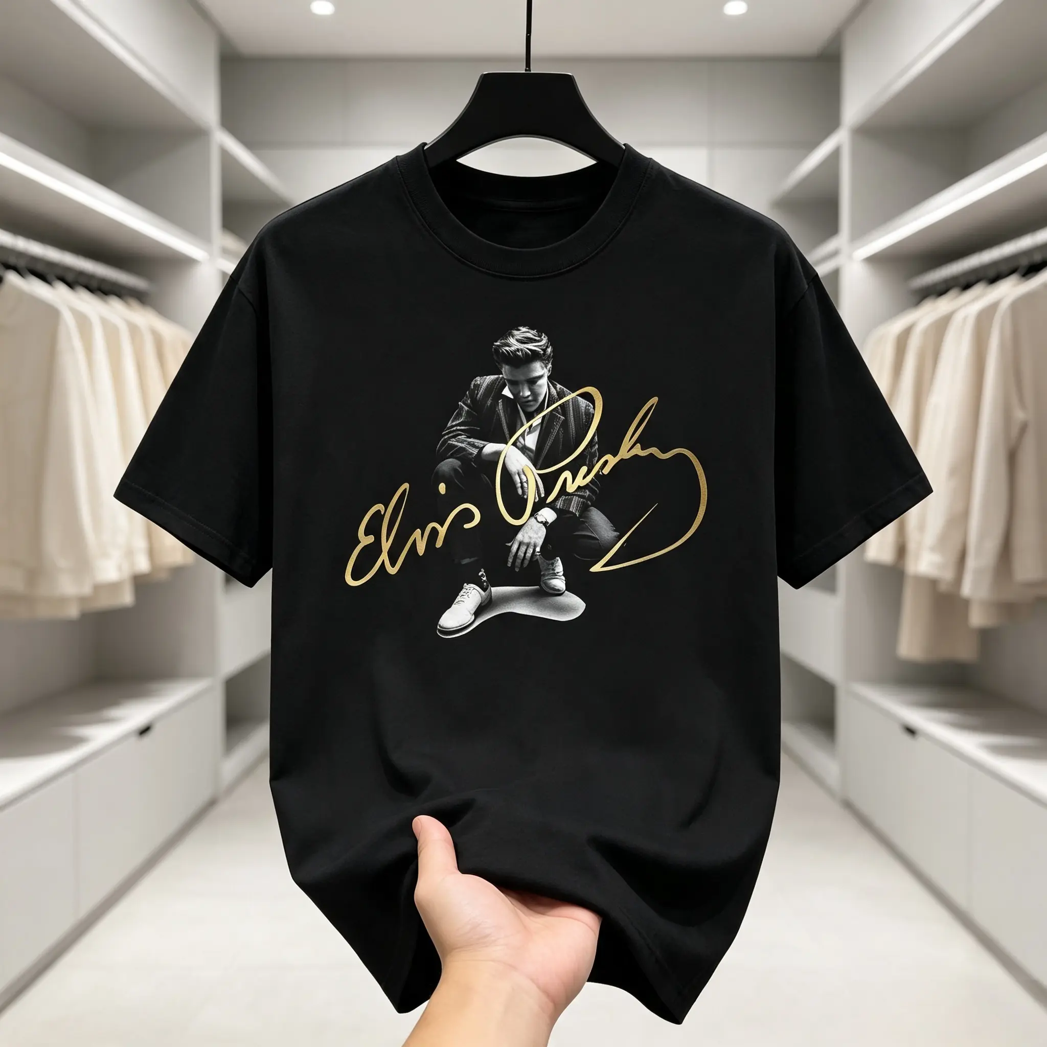 Men's Unisex Elvis Presley Vintage Graphic T-Shirt - Retro Rock and Roll King Cotton Tee with Gold Signature, Ideal Gift for Music Fans sohochic sohochic