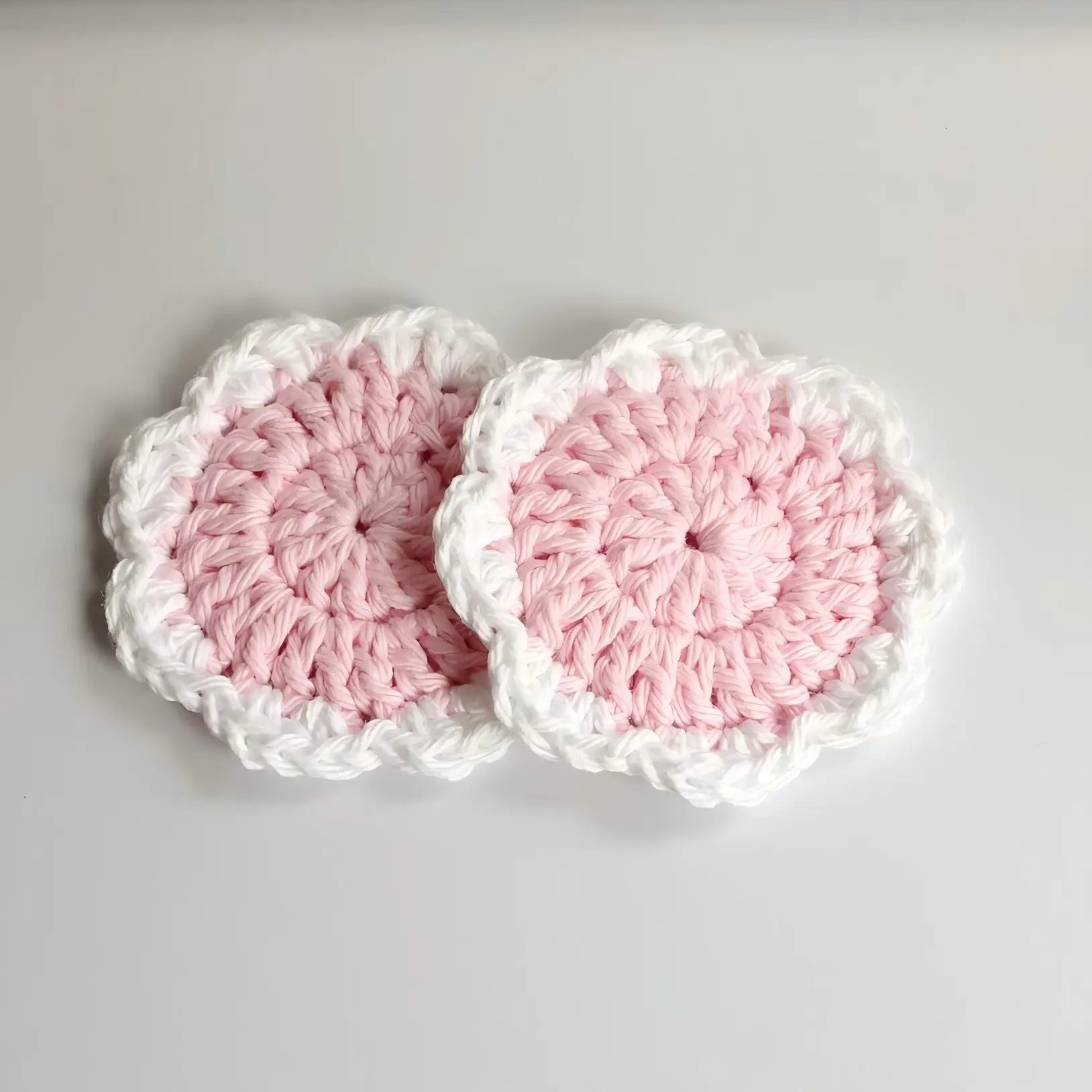 General Motors cup holder cushion, cute flower-shaped cup pad, car decoration item, car decorations interior, car interior accessory, interior accessory decoration, gift for girls, cute car accessories, Girly Car Accessories, Car Interior Decorative