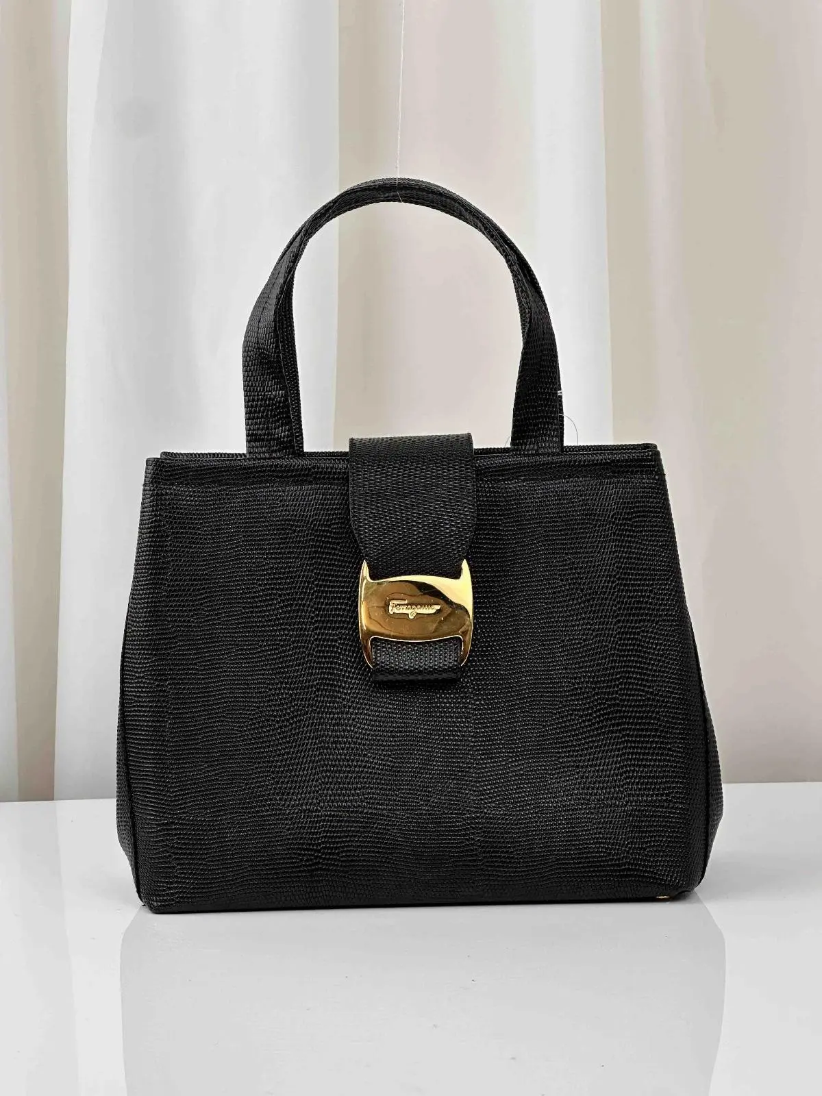 Pre-owned SALVATORE FERRAGAMO As Shown Tote Bags Ferragamo handbag MR08052026B210