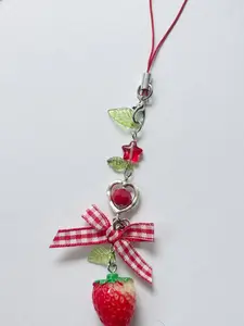 Lightweight Sweet Y2K Cute Fruity Strawberry Fruit Pattern Keychain Cellphone Charm Lanyard Lovely Fruits Bag Chain for Girls Aesthetic Pendant Hangings Key Chain Fruit Theme Keychains