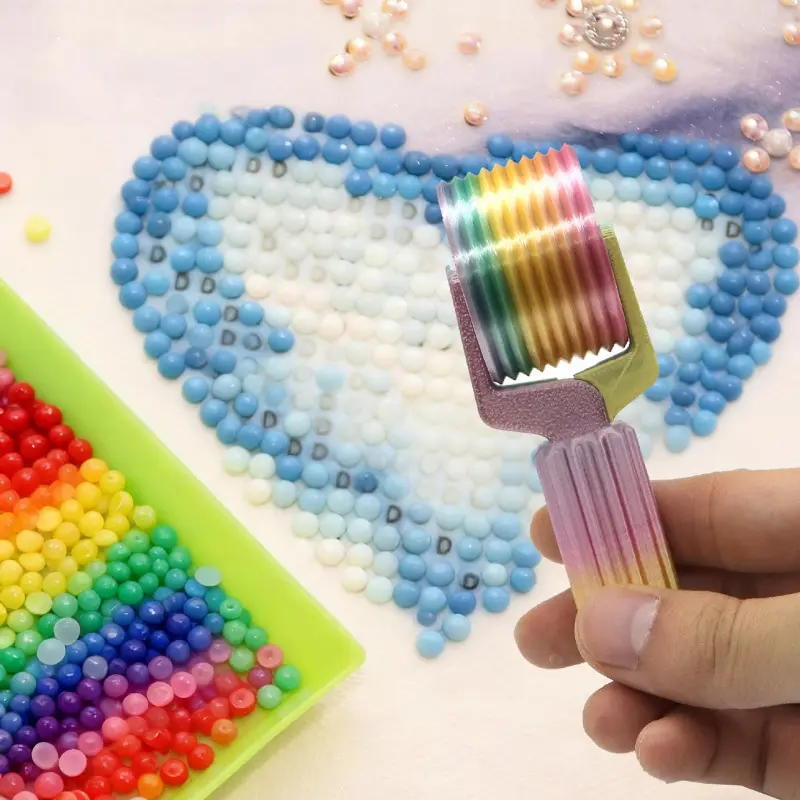 Detachable Diamond Painting Roller, Equipped with Smooth Roller and Compatible Diamond Art System - Suitable for All Diamond Painting Sets, Covering Scrapbooking, Greeting Card Making, and DIY Handicrafts.Durable design is an essential tool for craft