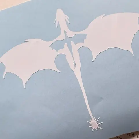 Fourth Wing Inspired Dragon Vinyl Car Decal, 5 Inch Fantasy Dragon Sticker, Romantasy Car Sticker, Fantasy Lover Gift Car Decorative Sticker Sticker For Cars Vehicle Exterior Decoration