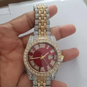 Rhinestone Decor Round Dial Analog Quartz Watch, Fashion Watch for Party, Daily Clothing Decor, Trendy Exquisite Watch for Birthday Gift without Box, Rhinestone Decorated Watch