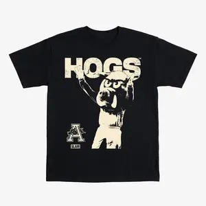 [MADE IN US] Arkansas Mascot Mode Heavy Tee, Basketball Player Graphic Shirt, College Basketball Fan Shirt, Sports Athlete Shirt, Vintage Basketball Shirt, Game Day Fan Shirt, Basketball Lover Shirt, Gift for Sports Fans